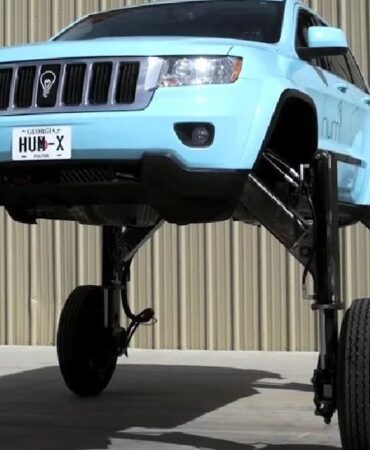 havaya-kalkan-suv-hum-rider-ile-trafikte-yeni-bir-boyut-Bi12W5Vl.jpg
