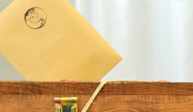 İsveç’te Kıyasıya Mücadele: Oy Sandıkları Geceye Kadar Sonucu Belirleyecek