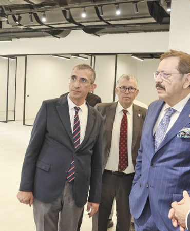 kayseri-icin-yenilikci-bir-adim-tekmer-ve-inovasyon-kampusuyle-gelecege-yatirim-PZQj2uOe.jpg