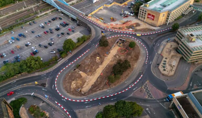 Kent Merkezindeki Yol Projesinde 61 İskeletin Ortaya Çıkışı: Taşların Altından Gelen Tarih