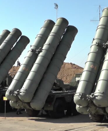 lavrovdan-sok-uyari-turkiyenin-s-400-hamlesi-ve-avrupaya-sert-mesaj-fmWculUd.jpg