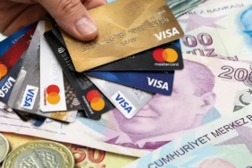 nakitin-sonu-mu-geliyor-turkiyede-kart-temassiz-ve-telefon-odemelerinde-carpici-sicrama-R3KWaXfz.jpg