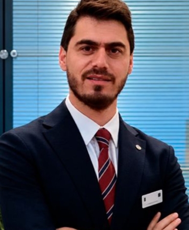 ozata-denizcilikte-istifa-ve-baglantilar-jOl8MZMb.jpg