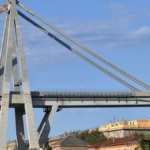 ozellestirme-ve-morandi-koprusu-faciasi-8qyZLAl2.jpg