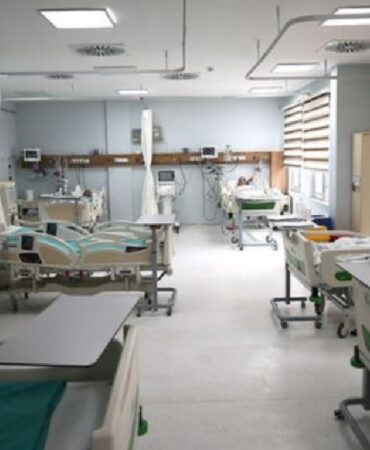 rodos-adasinda-yaz-boyu-artan-gastroenterit-vakalari-hastane-verileri-ve-uzman-degerlendirmesi-1BjAHylj.jpg