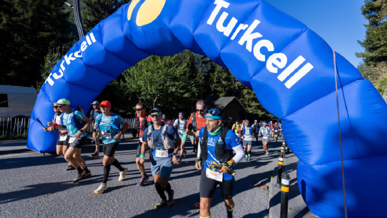 turkcell-destekli-kackar-by-utmb-5g-ile-guvenli-ve-anlik-takip-sistemleriyle-yukselen-bir-2g5mb4Yy.jpg
