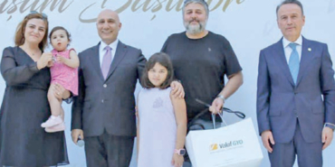 vakif-gyo-tamamlanan-vsancaktepe-merkez-projesini-hak-sahiplerine-teslim-etti-slwG5ypb.jpg
