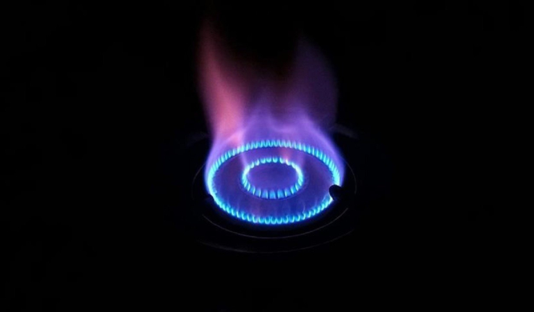 avrupada-dogal-gaz-fiyatlari-100-avroyu-asarak-rekor-seviyelere-yaklasti-3sGrGHFl.jpg