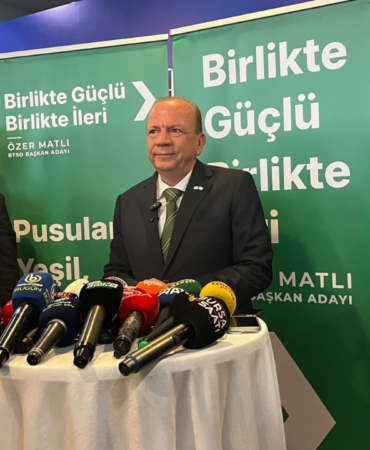 bursada-degisim-ruzg-ri-uyelerin-karariyla-yeni-bir-doneme-adim-43Dntncr.jpg