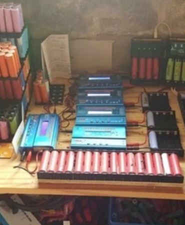 hurda-dizustu-pillerinden-56-kwhlik-ev-enerji-imparatorlugu-glubuxun-sifir-faturali-deneyi-b4CEmLNx.jpg