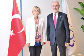 istanbul-turizmini-guclendirmek-gelir-odakli-bir-donusum-cagrisi-UIUEwnxy.jpg