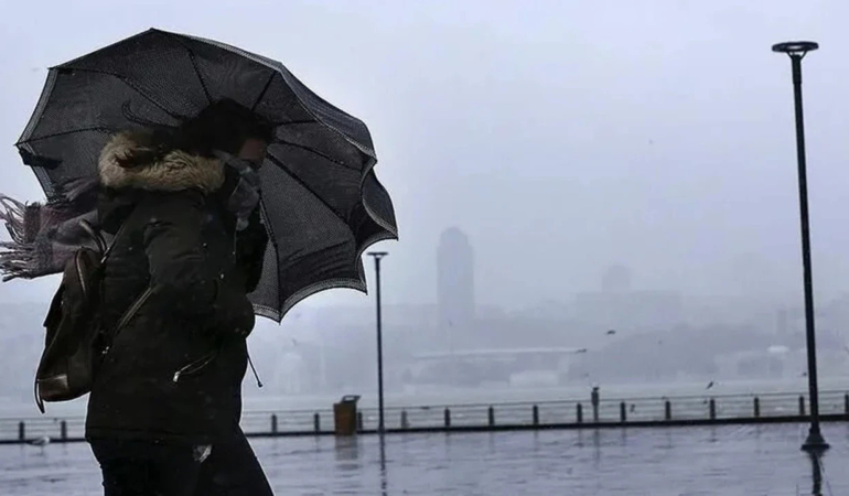 İstanbul’da okullar yarın da tatil edildi