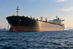 petrol-piyasasinda-yeni-kriz-tanker-bulmak-zorlasti-maliyetler-firladi-kIRhsVe6.jpg
