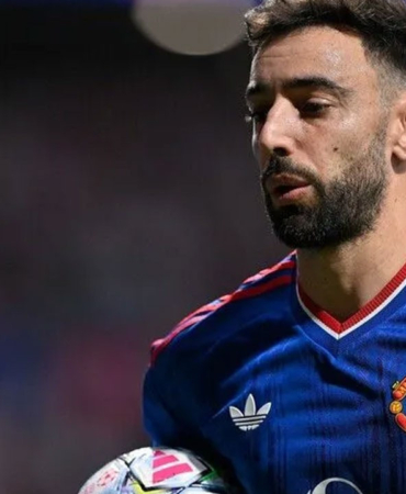 sampiyonlar-liginde-sahaya-cikti-evine-hirsiz-girdi-unlu-futbolcuya-buyuk-sok-6ydajhNA.jpg